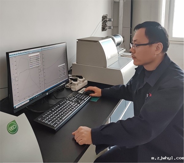 脚踏实地攻坚克难 守正创新砥砺前行——记“辽宁省优秀科技工作者”ac米兰官方app下载标准版材料分院院长王广兴